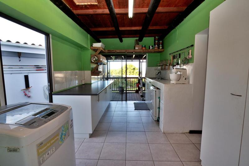 5 Bedroom Property for Sale in Stilbaai Wes Western Cape
